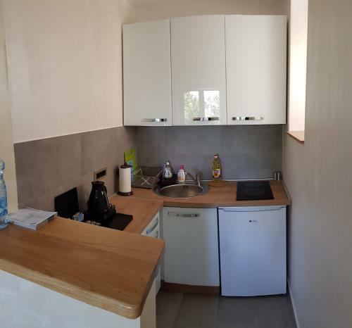 Dynasty Apartments