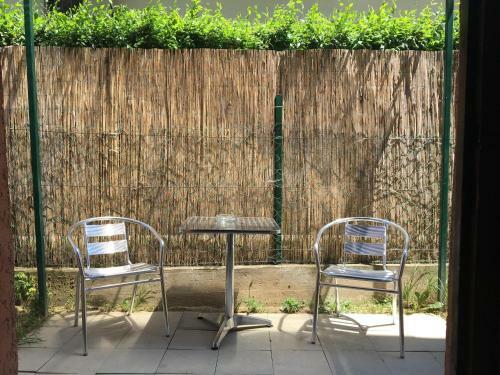 Hostal Airport Guesthouse In