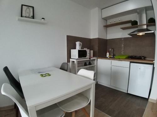 J&j Apartments