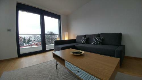 J&j Apartments