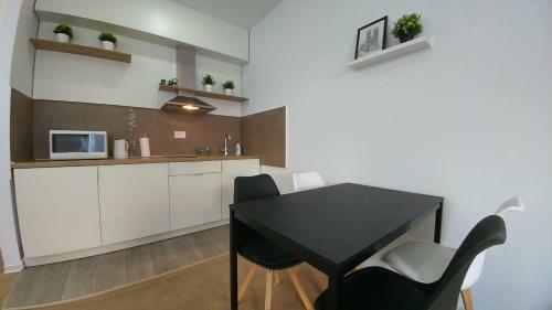 J&j Apartments