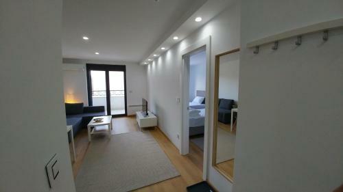 J&j Apartments