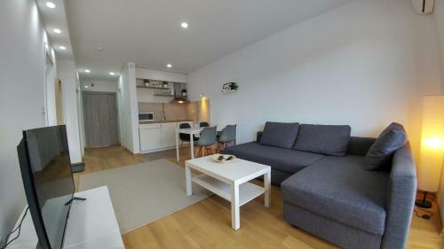 J&j Apartments