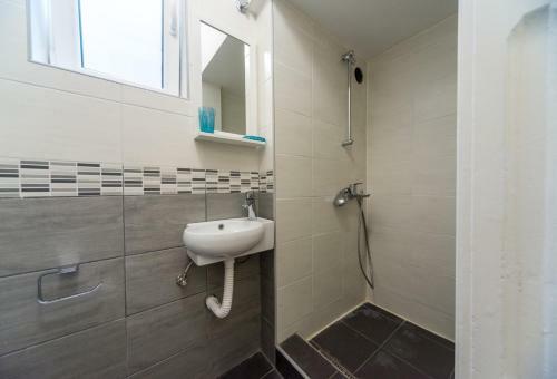Ikar Apartments