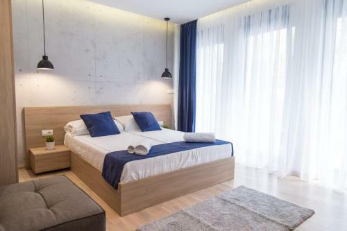 Hostal Empire Luxury Apartments