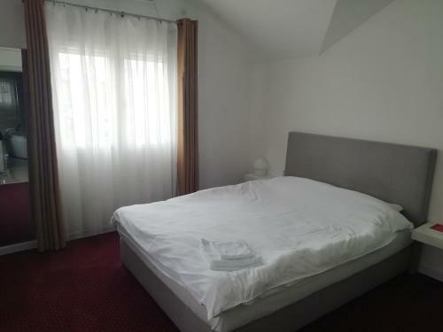 Fors Apartments