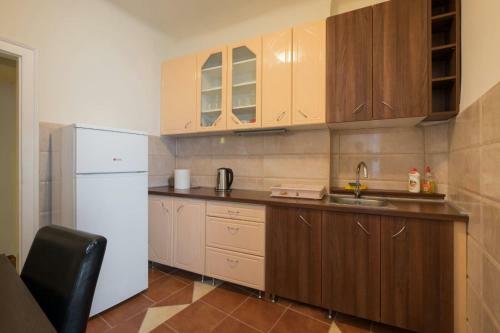 Central Apartments