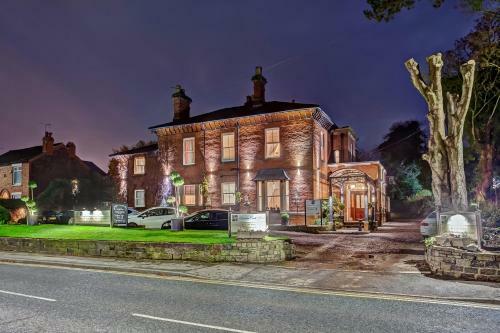 Alexandra Court Hotel