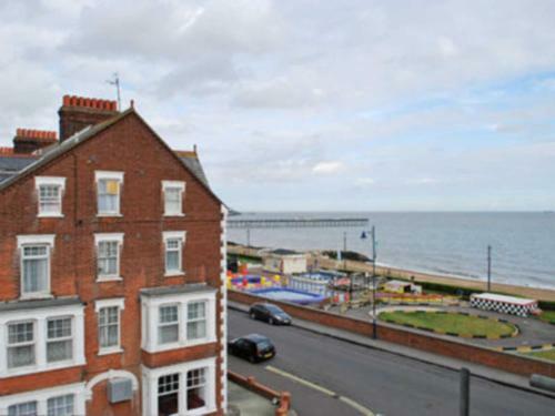 Rosebery Court