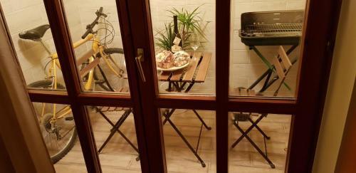 Nobles Apartment 4****