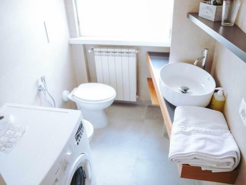 Hostal Avezzano 3 60 Guest House