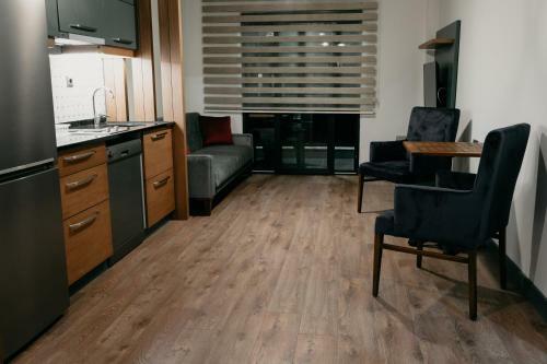 Ceneviz Suit Apart Otel