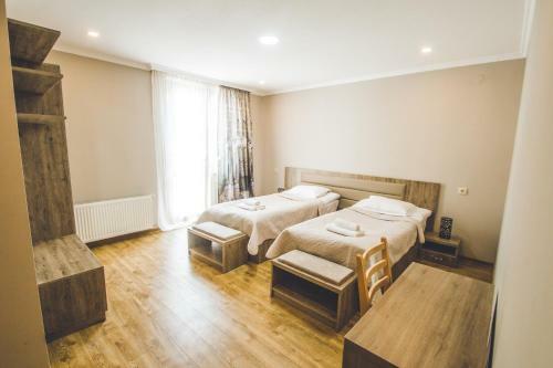 Hotel Mestia Plaza