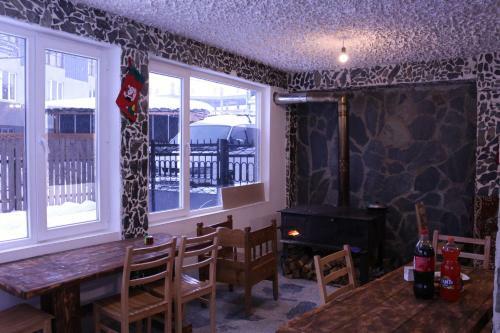 Hostal Inga Jafaridze Guesthouse Pele