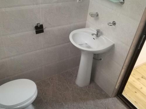 Hostal Dali Kaldanis Guest House