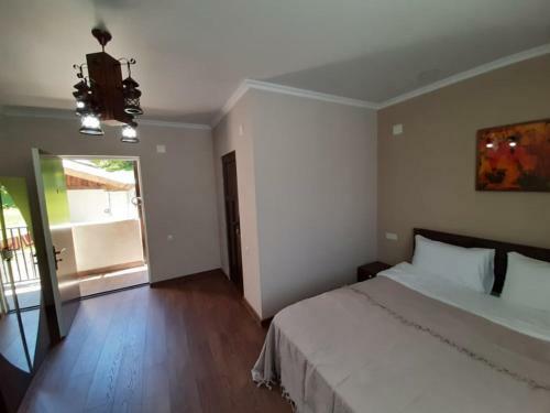 Hostal Guesthouse Of Manoni