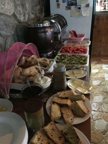 Hostal Guesthouse Of Manoni