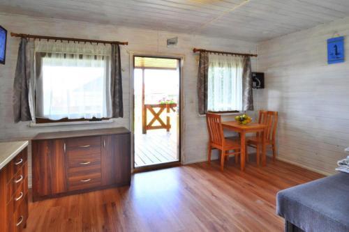 Holiday Complex, Bobolin