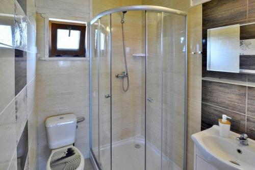Holiday Complex, Bobolin