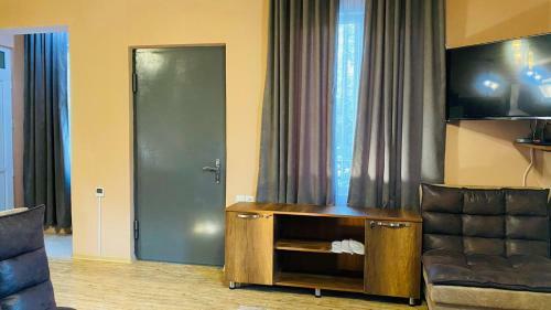 Nugzar Holiday Home