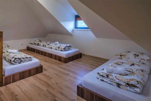 Apartmany Piemonti Be?e?ov�