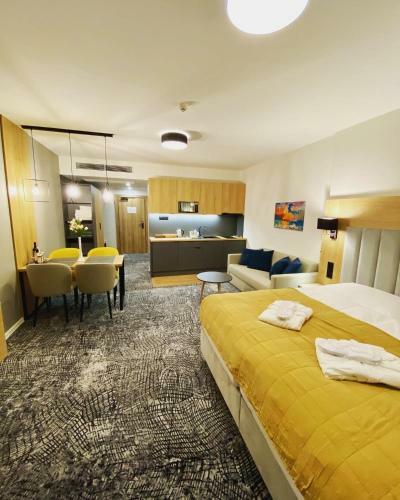 Apartamento Luxapartmanbesenova Hotel Akvamarin
