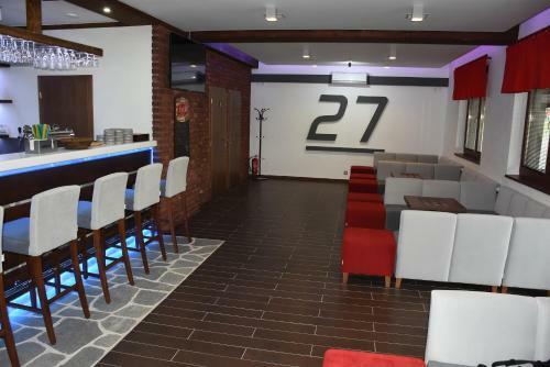 Hostal Vila 27