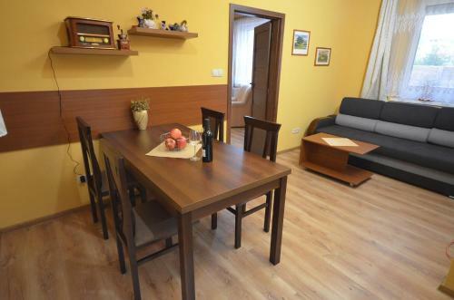 Apartm�ny Best I. Be?e?ov�