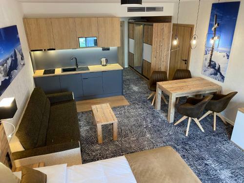 Apartamento Luxusn� ?t�dia V Hoteli Akvamar�n Be?enov�