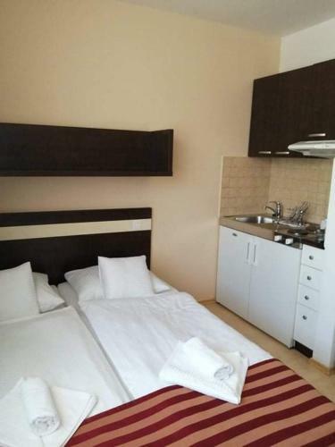 Apartm�n Raja Be?e?ov� - Hotel Be?e?ov�