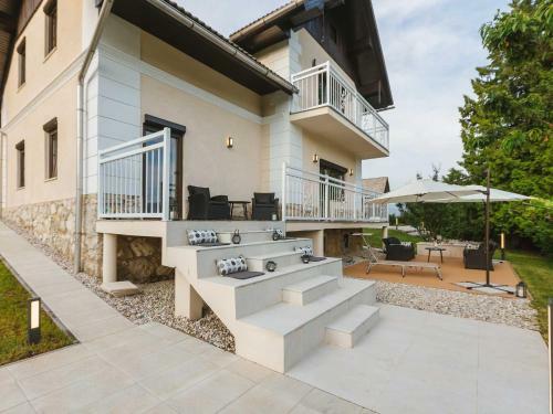 Villa M&j