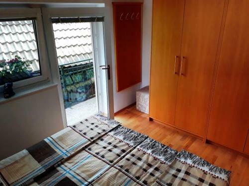 Apartma Aron
