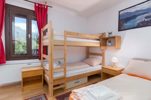 Hostal Gosti??e Vintgar
