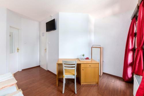 Hostal Gosti??e Vintgar