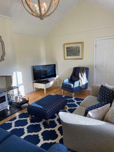 Brookwood Cottage