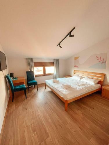 Mint Hotel