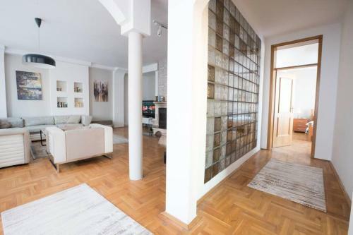 Apartamento Lina - Prn, Aktashi Home