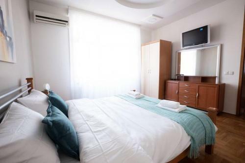 Apartamento Lina - Prn, Aktashi Home