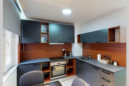 Lina - Prn, City Park Apartment