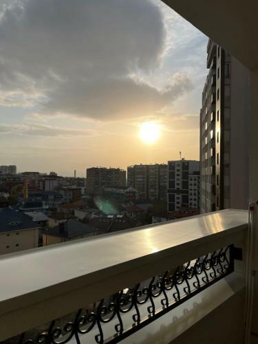Central Luxury Apartment
