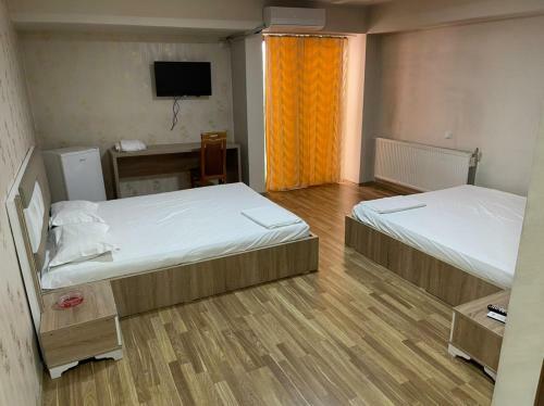 Hotel Pashtriku