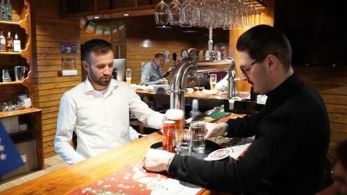 Hotel Madigan's Kosovo