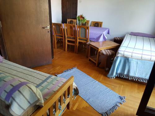 Hostal Nena & Rale Rooms