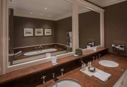 Chewton Glen Hotel