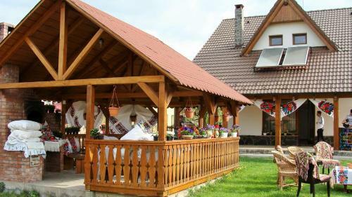 Hostal Pensiunea Rares