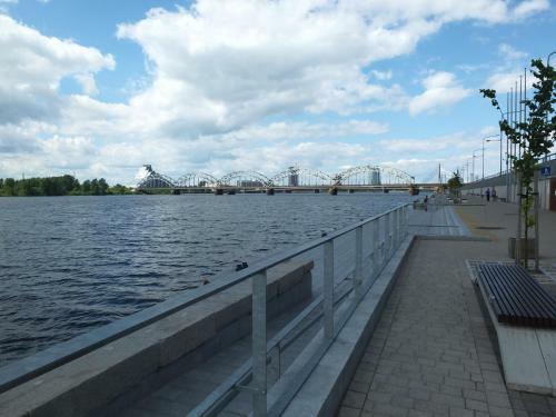 Riverside Promenade Apartment