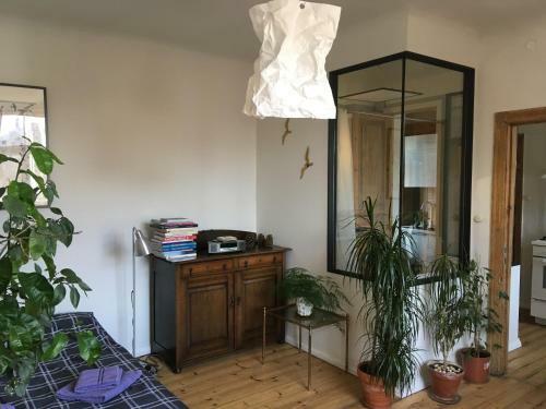 Sunrise Apartment In The Quiet Centre