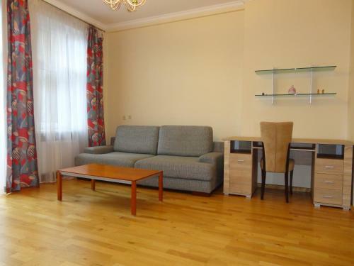 Central Apartment Riepnieku Street