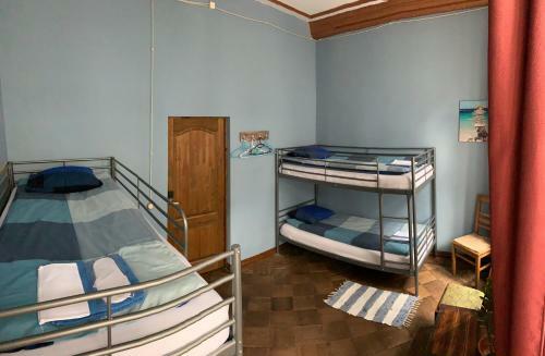 Hostal Johnson's House