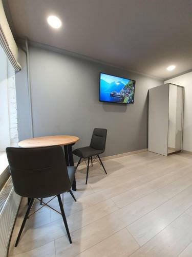 Loft Design Studio Apartment & Free Parking